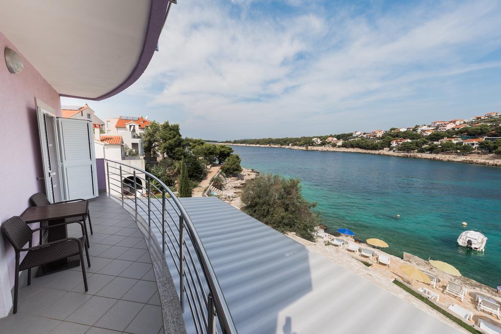 Apartment Dragan Grubisic Primošten Buitenkant foto