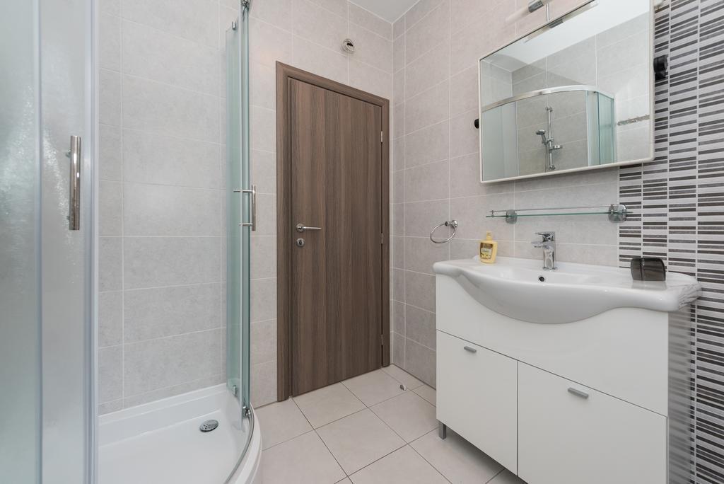 Apartment Dragan Grubisic Primošten Buitenkant foto